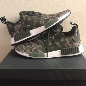 Adidas NMD R1 D96617 Shoes Size 8.5 Men’s